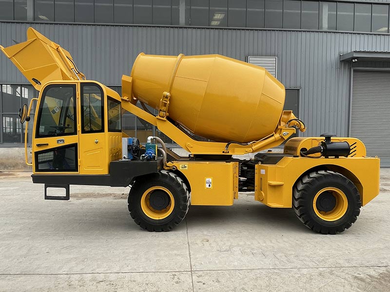 Self Loading Concrete Mixer Truck