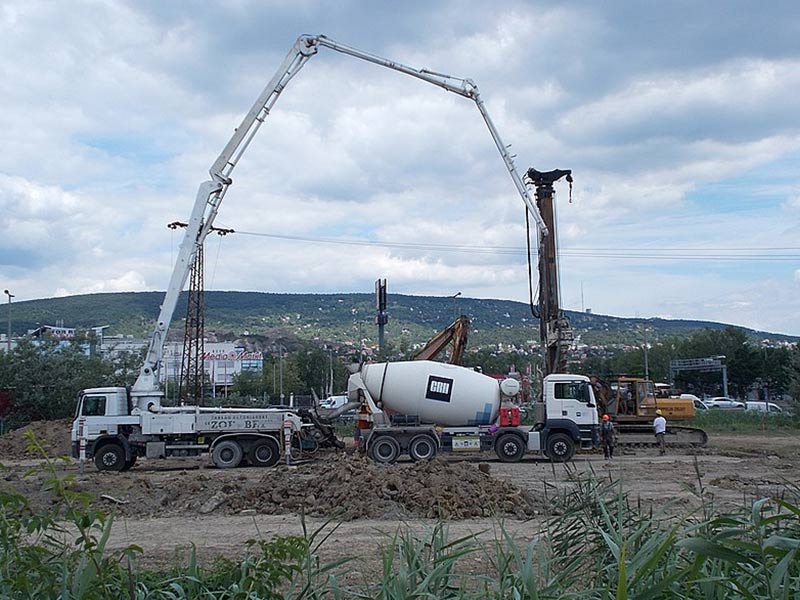 Concrete Boom Pump